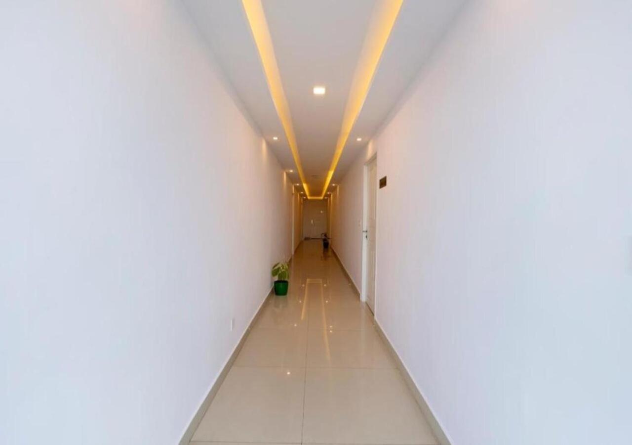 Airport Avenue Plaza Hotel Nedumbassery Luaran gambar