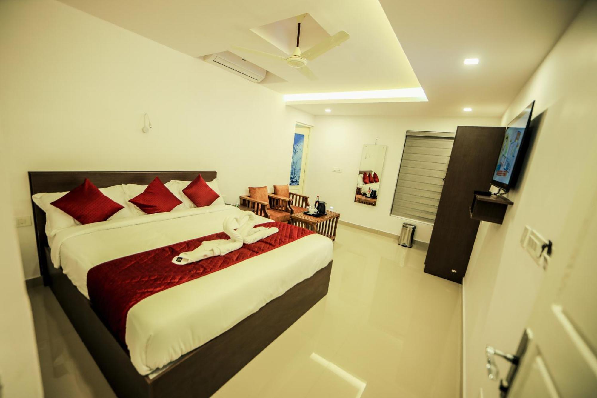 Airport Avenue Plaza Hotel Nedumbassery Luaran gambar