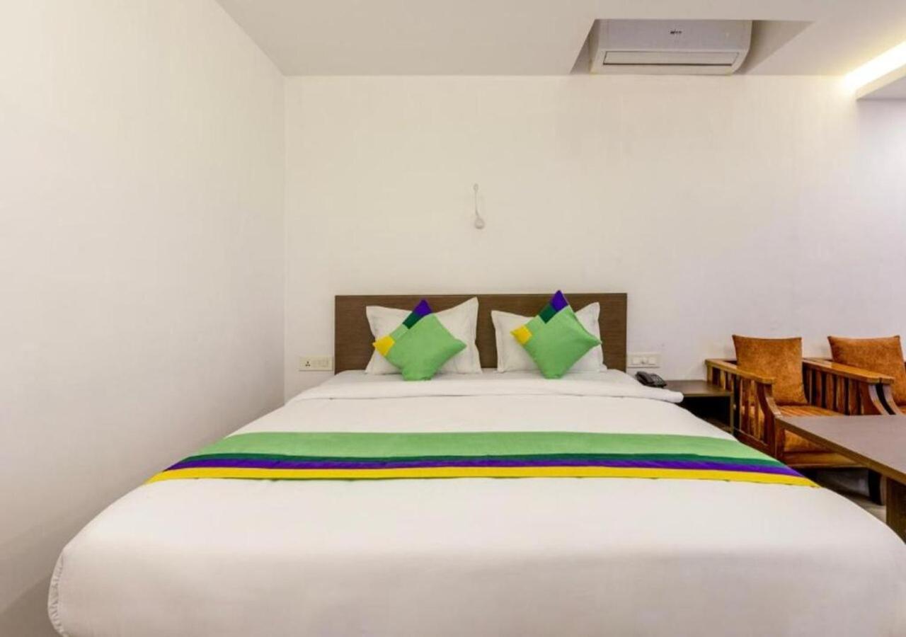 Airport Avenue Plaza Hotel Nedumbassery Luaran gambar